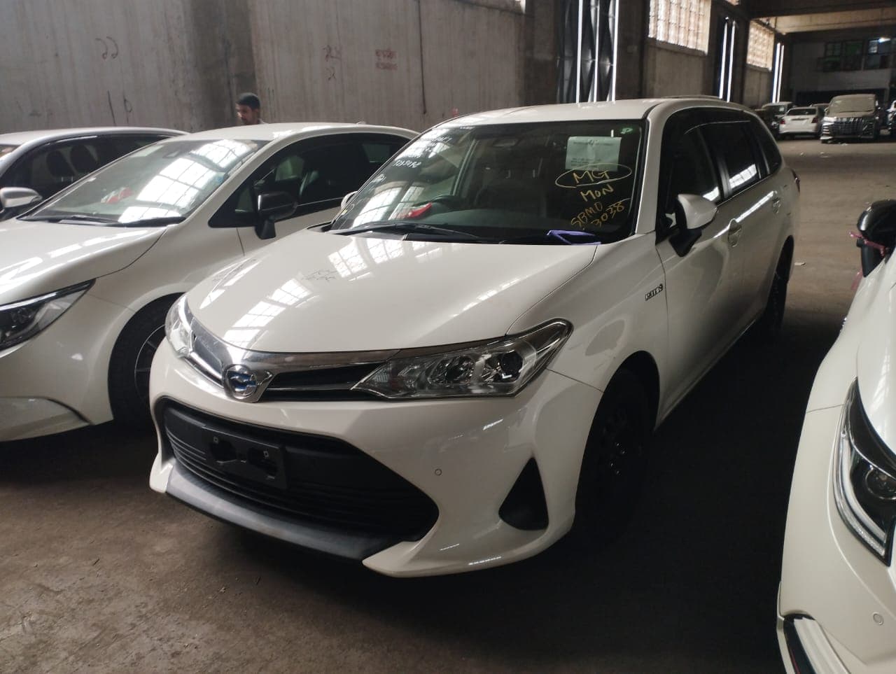 Toyota Fielder Hybrid EX Hybrid