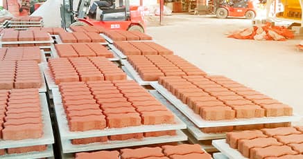 Industrial Interlocking Paver Staging