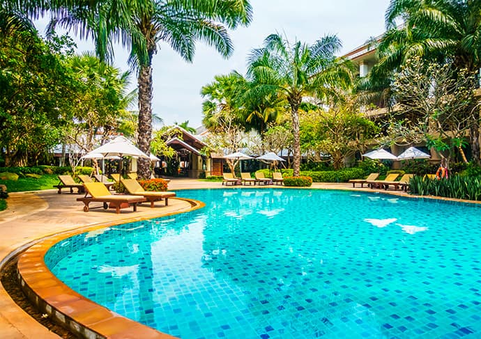 Temperature-Controlled Swimming Pool